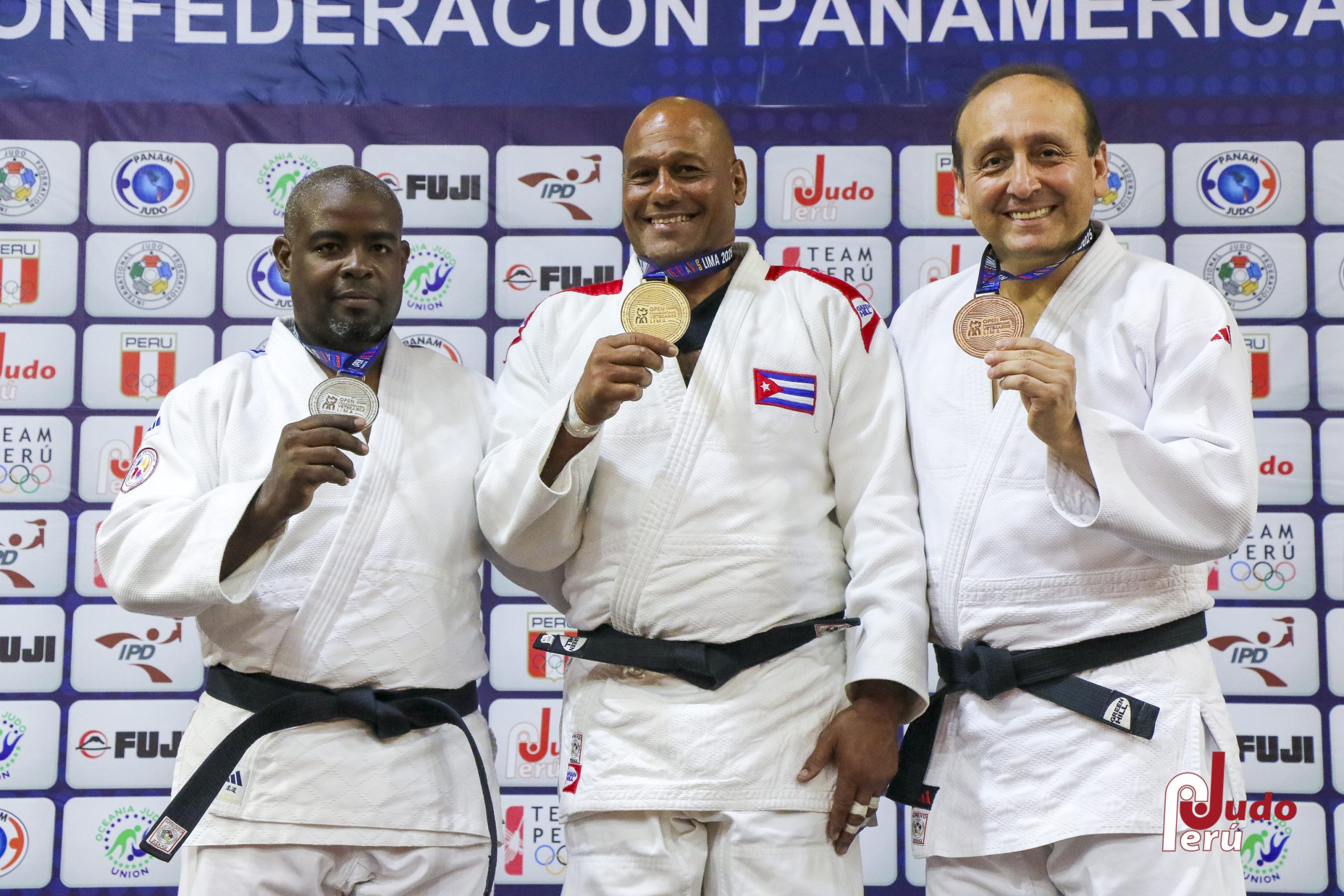 🥇 Joel Moreno Lazarte | Categoría M4M5 -100 kg
